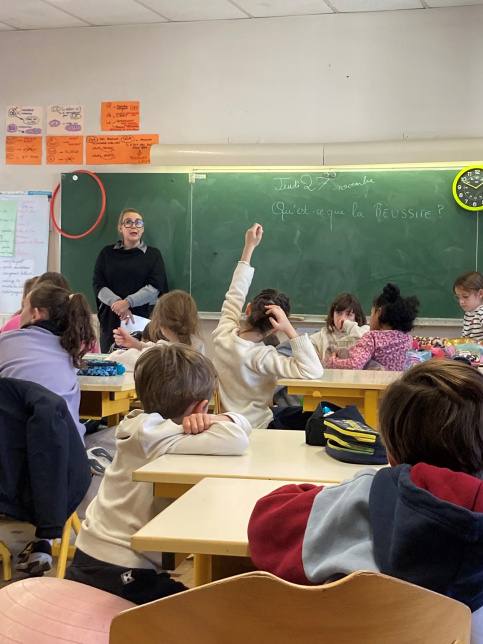 Photo du débat sur la réussite en classe de CM1-CM2