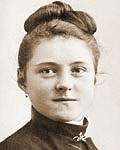 portrait couleur sépia de thérèse en civil avant de rentrer au carmel
